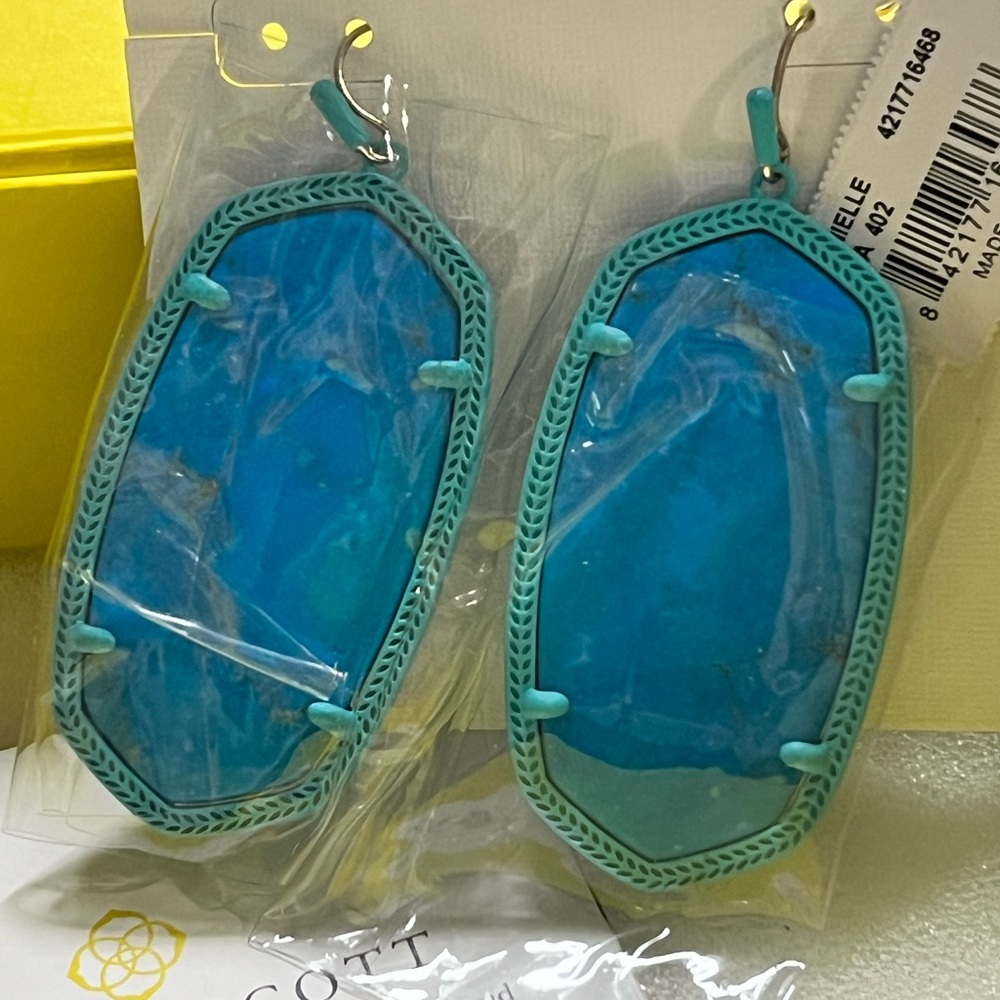NWT Kendra Scott Danielle Earrings Aqua Howlite & Matte Blue Very Rare & Retired - Picture 6 of 7